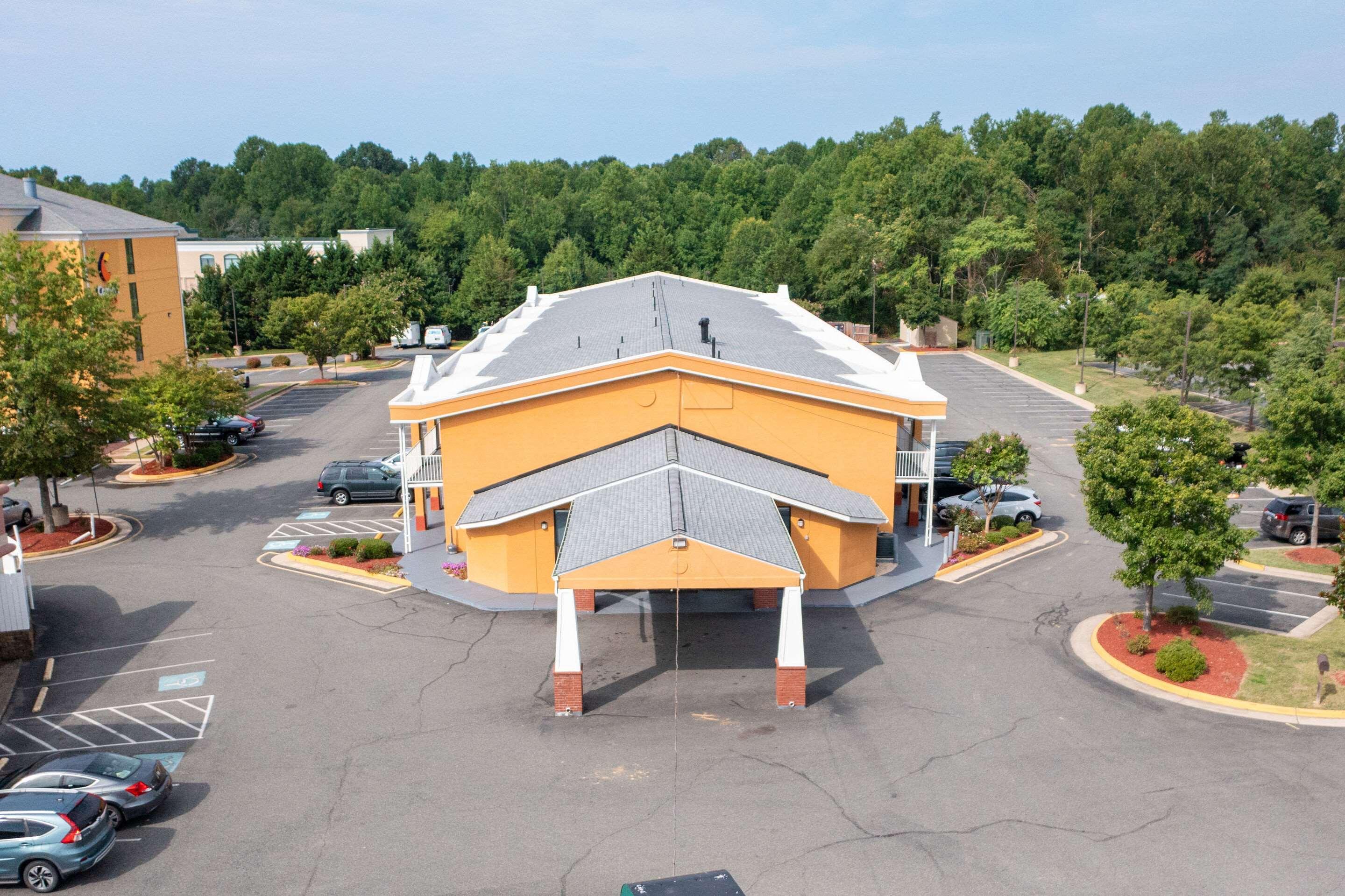 Quality Inn Fredericksburg Near Historic Downtown Exterior foto