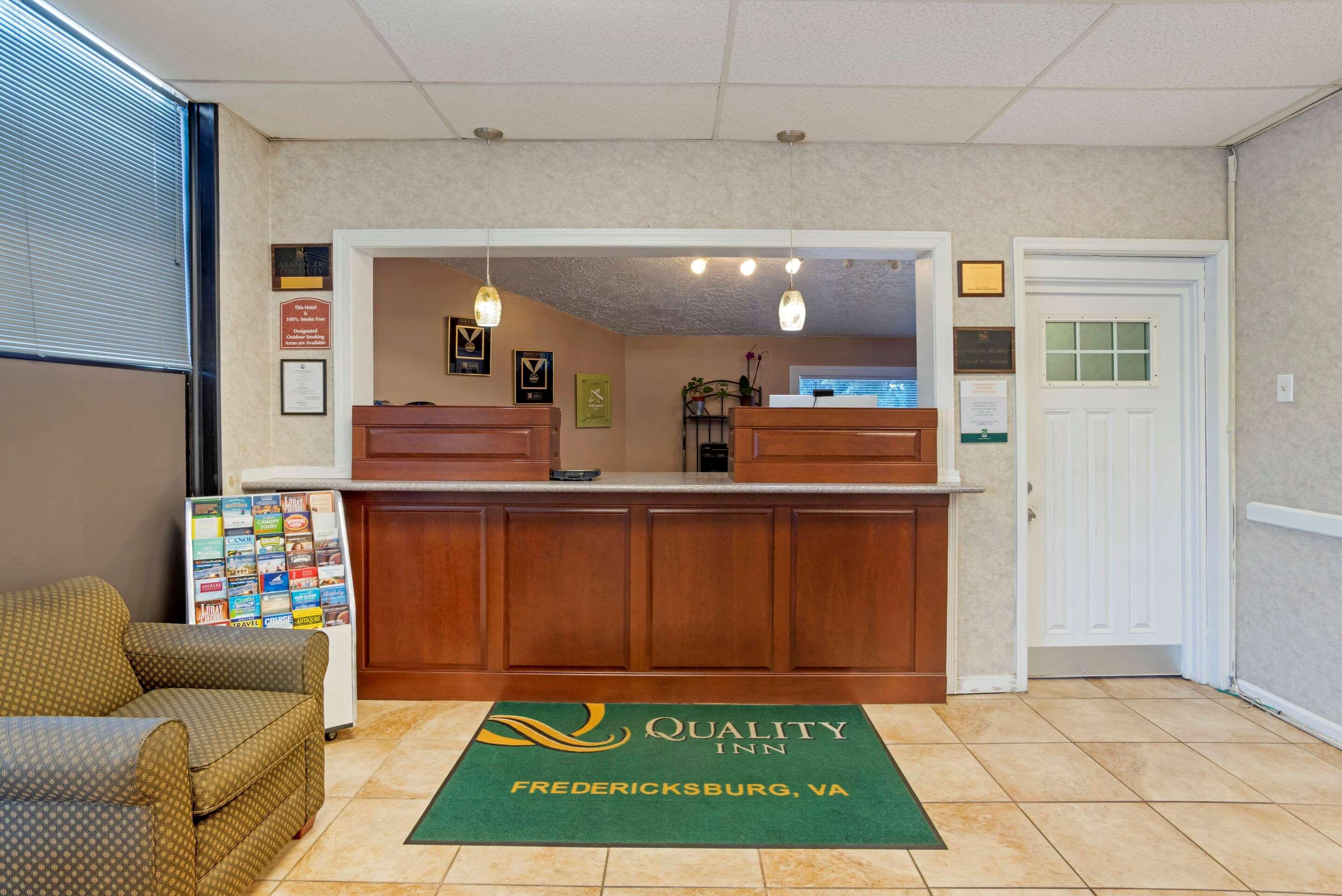 Quality Inn Fredericksburg Near Historic Downtown Exterior foto